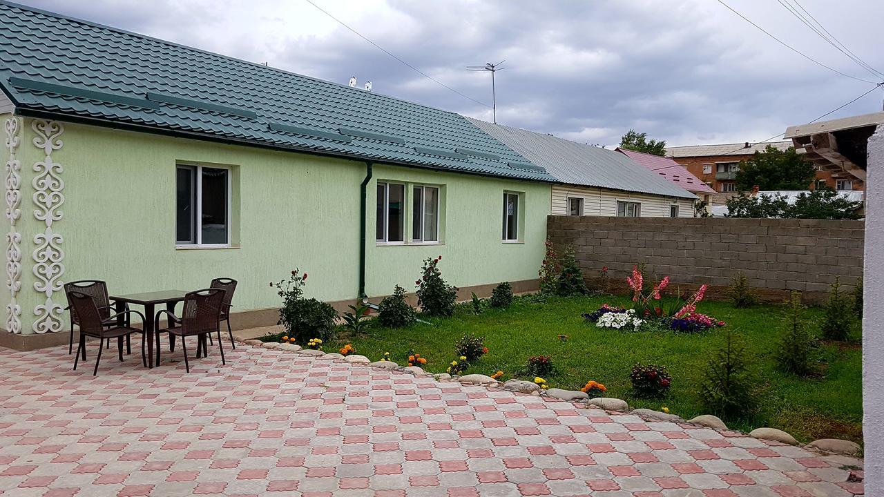 Datka Guest House Naryn 外观 照片